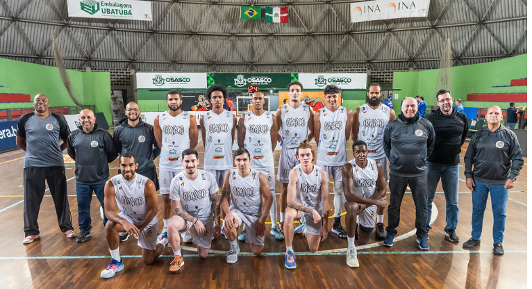 Corinthians luta até o final, mas é superado pelo líder do NBB